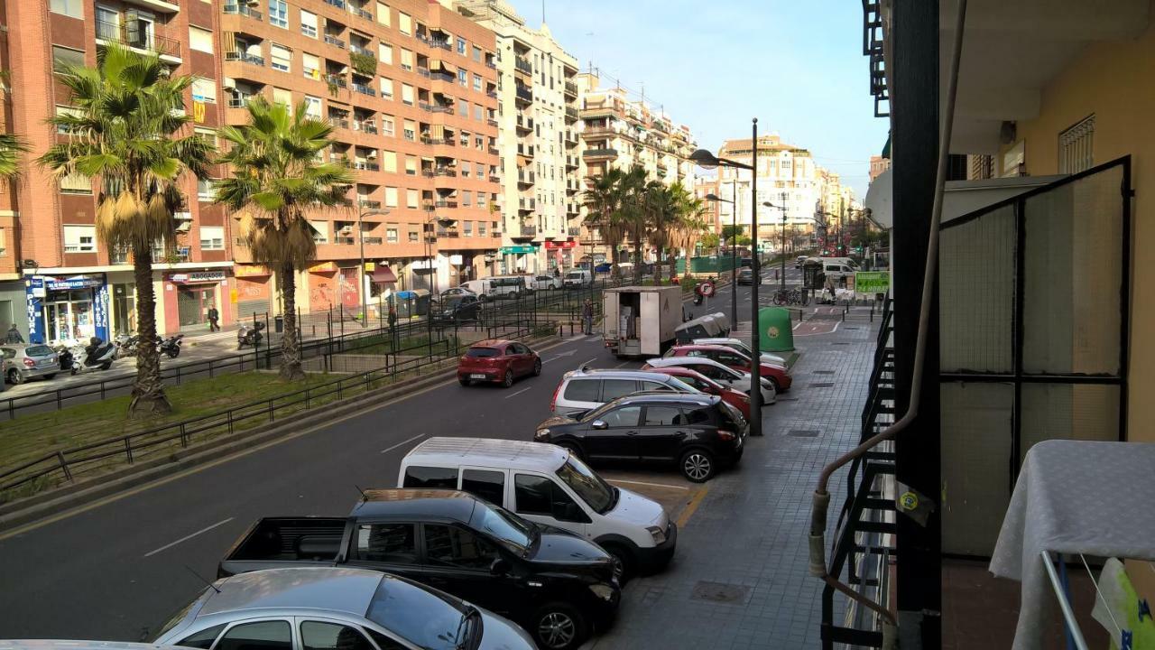 La Casita De Pepe - Piso Compartido Hotel Valencia Exterior photo